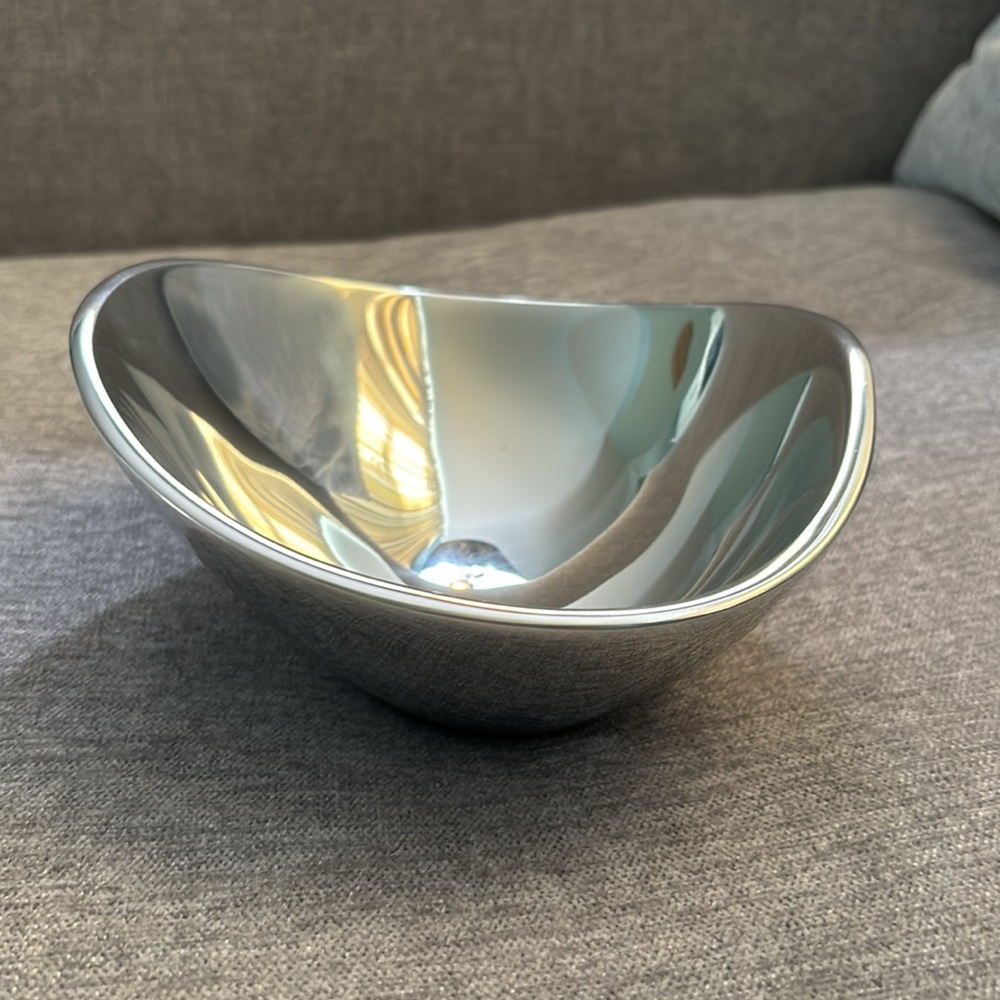 Nambe 567 Butterfly Bowl